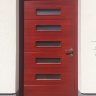 moderna lesena vhodna vrata