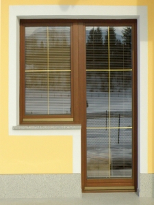 Enokrilna balkonska vrata